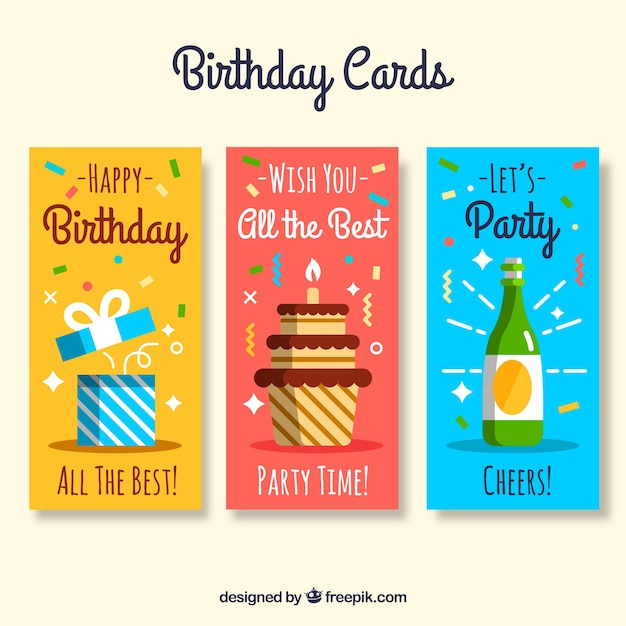 평면 디자인에 3 개의 생일 카드 세트