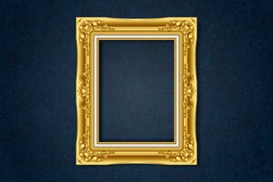Free vector simple golden frame on the wall
