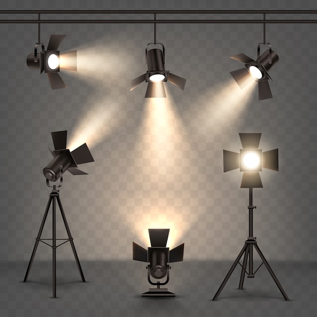 Free vector spotlights realistic illustration with warm light