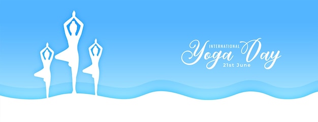 Free vector stunning international yoga day banner to promote wellness and relaxation