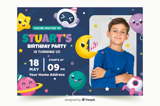 Free vector template kids birthday invitation with photo