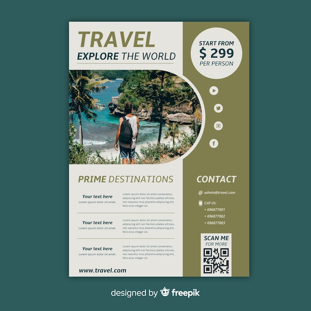 Free vector travel flyer template with photo