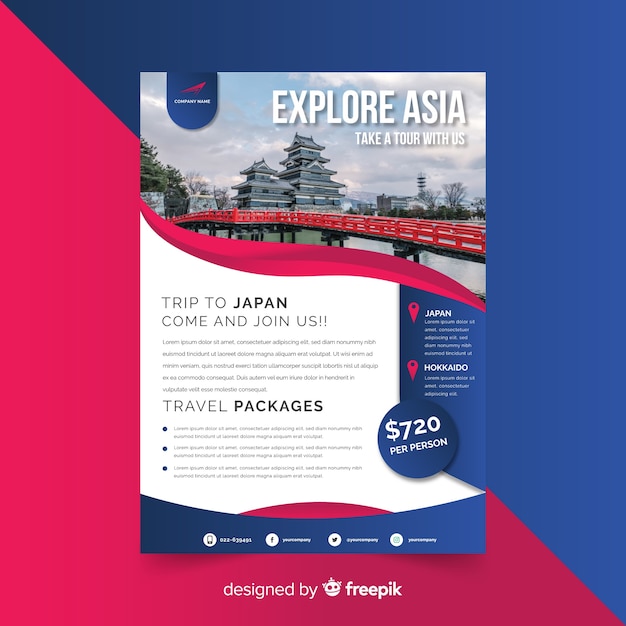 Free vector travel flyer template with photo