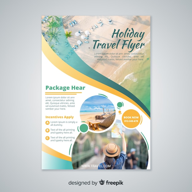 Free vector travel flyer template with photo