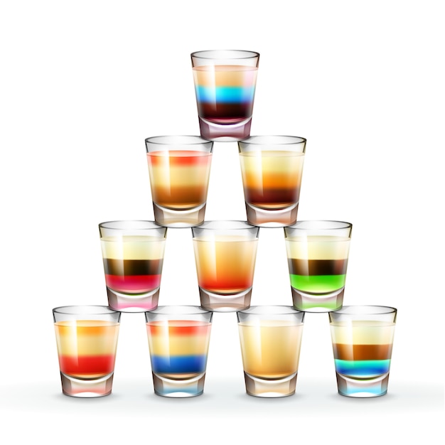 Vettore gratuito piramide di vettore di diversi colpi alcolici a strisce colorate isolati su priorità bassa bianca