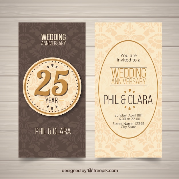 Free vector wedding anniversary card in vintage style