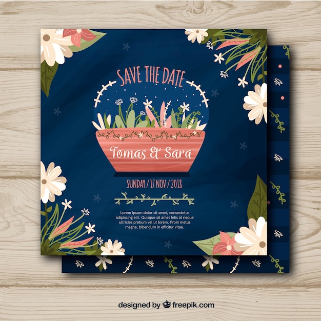 Free vector wedding card invitation with floral ornaments