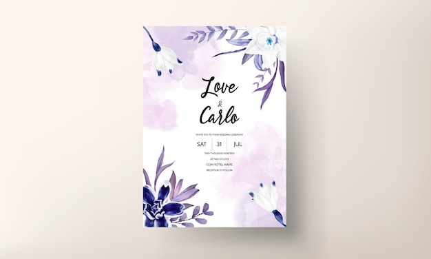 Free vector wedding invitation card with beautiful navy floral