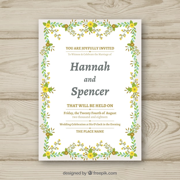 Free vector wedding invitation card with floral ornaments