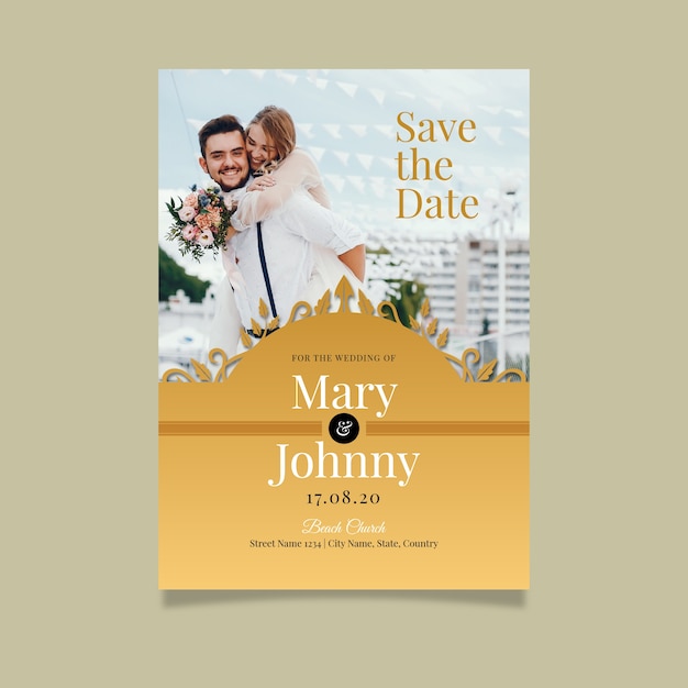 Free vector wedding invitation template with image