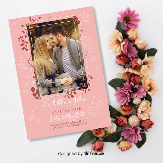 Free vector wedding invitation template with photo