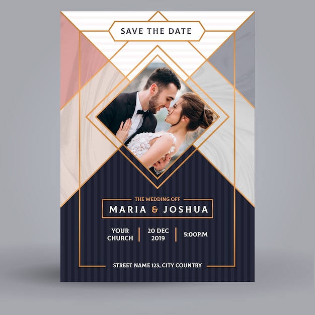 Free vector wedding invitation template with photo