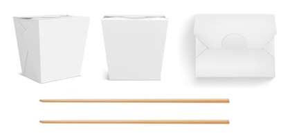 Белая коробка вок и палочки для еды, бумажная упаковка для китайской еды, лапши или риса с курицей. вектор реалистичный макет бамбуковых палочек и закрытых коробок для еды спереди и сверху