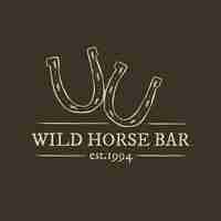 Vettore gratuito illustrazione vettoriale del logo della barra wildhorse con testo modificabile e ferro di cavallo scarabocchio