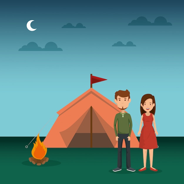キャンプ場で若いカップル