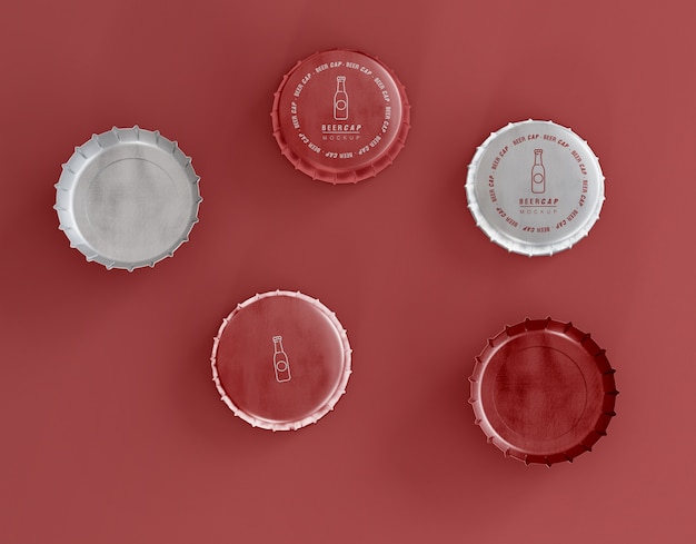 Kostenlose PSD beer caps mockup