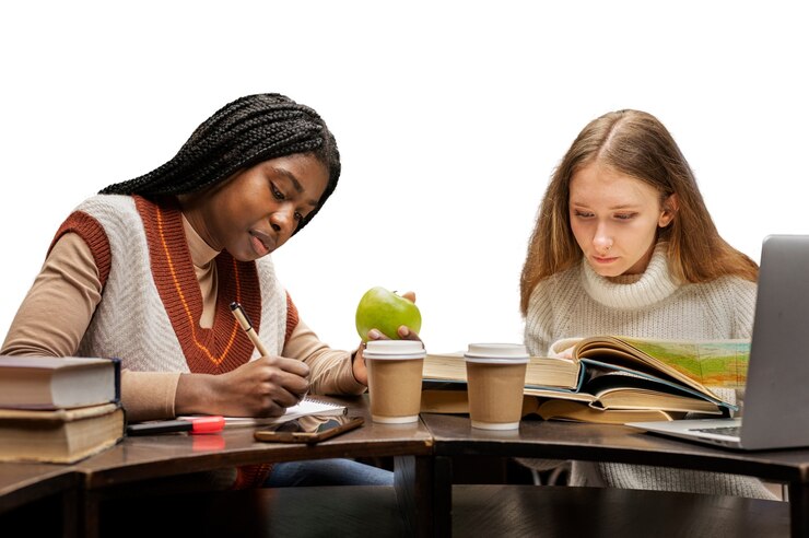 Kostenlose PSD durchschnittsschüsse von frauen, die studieren