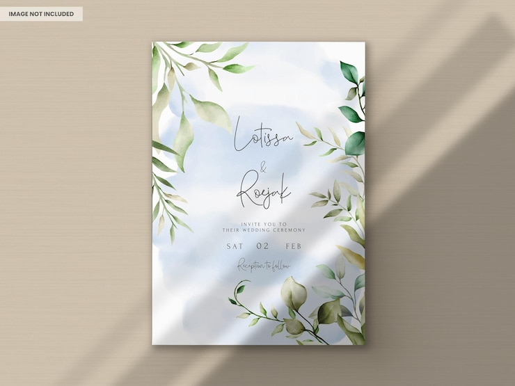 Kostenlose PSD elegante grüne aquarellblätter hochzeitseinladungskartenvorlage