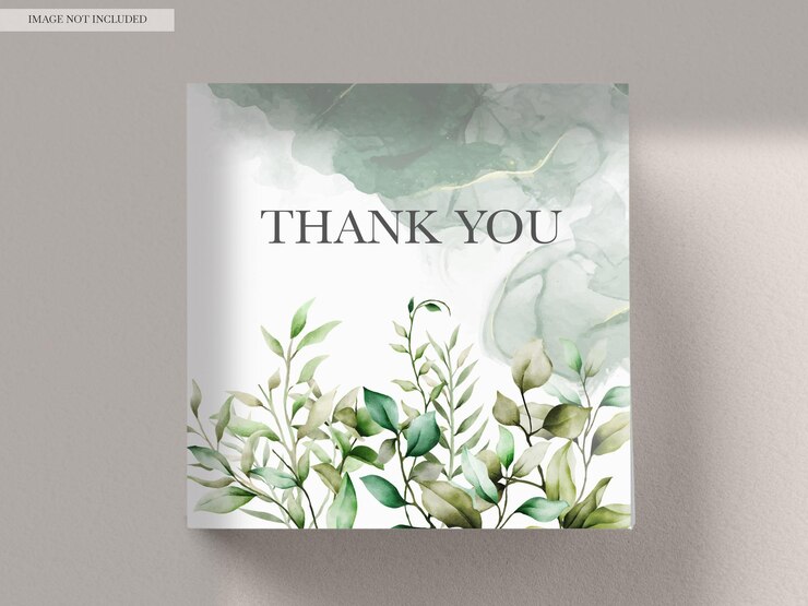 Kostenlose PSD elegante grüne aquarellblätter hochzeitseinladungskartenvorlage