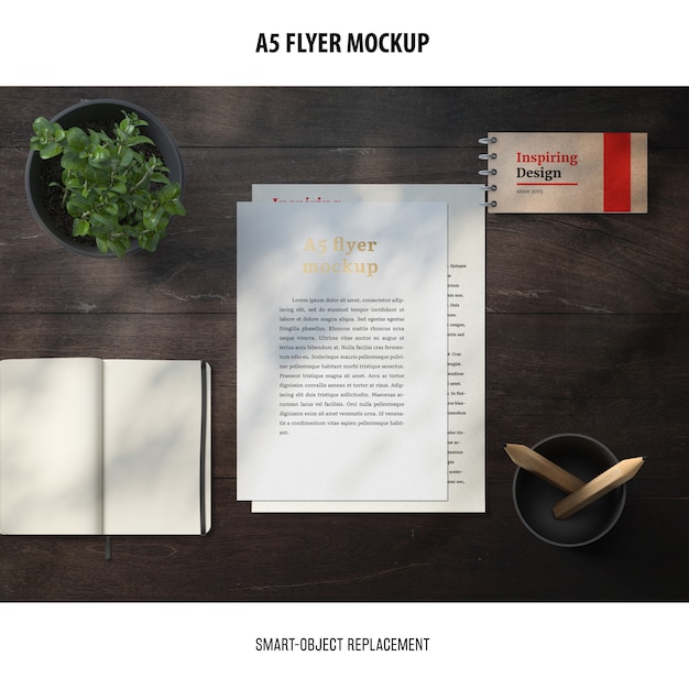 Flyer Mockup in einem Desktop