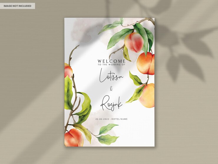 Kostenlose PSD hochzeitseinladungskarte mit aquarellpfirsichfrucht und grünen blättern handgezeichnet