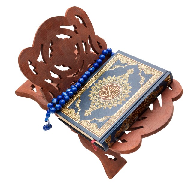 Koranbuch isoliert
