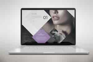 Kostenlose PSD laptop mock up vorderansicht