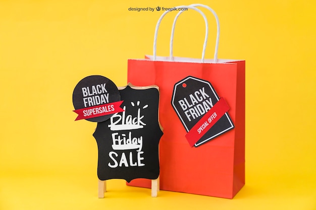 Download Mockup für schwarzen freitag mit tasche und etiketten ...
