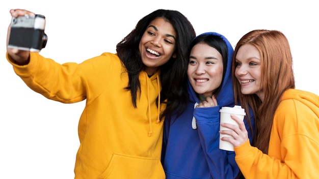 Porträt eines jungen Mädchens mit Gesichtsmaske