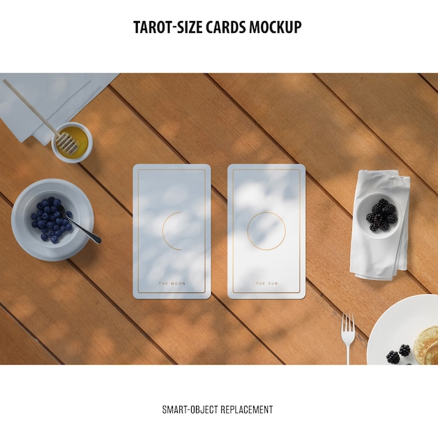 Tarot-karte mit folie, die modell stempelt