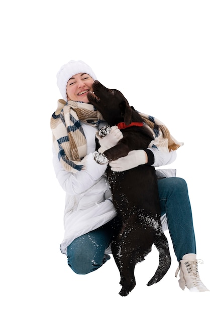 Kostenlose PSD vollständige smiley-frau, die mit hund spielt