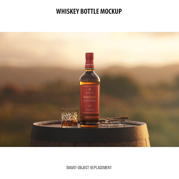 Kostenlose PSD whisky bottle mockup