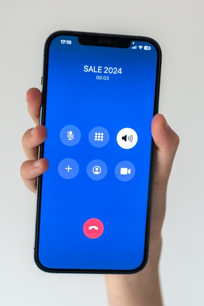 incoming call screen from sale close up