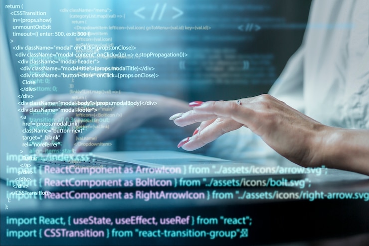 Gratis Bild programmeringsbakgrund med person som arbetar med koder på datorn