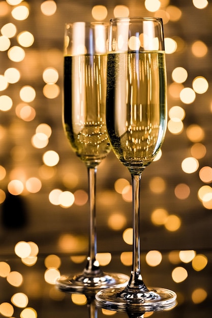 champagne glasses