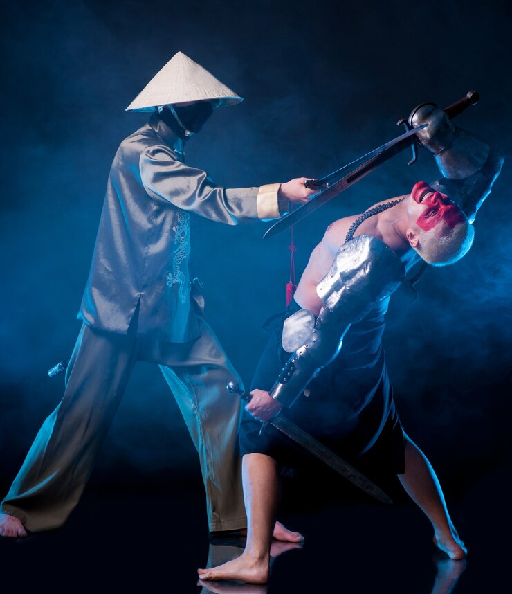 Photo hai chiến binh cổ đại trên nền tối