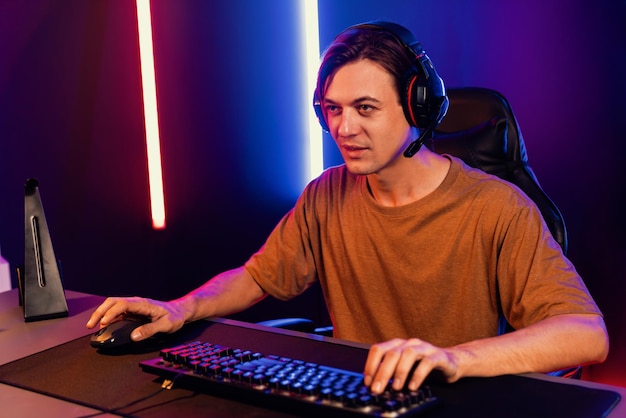 Host channel of smart streamer playing online game to be winner pecuniary
