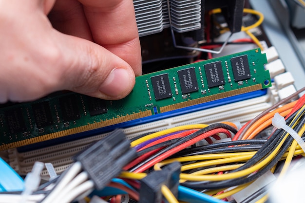 Installing ddr dimm memory, assembling personal computer in a service, hand upgrade.