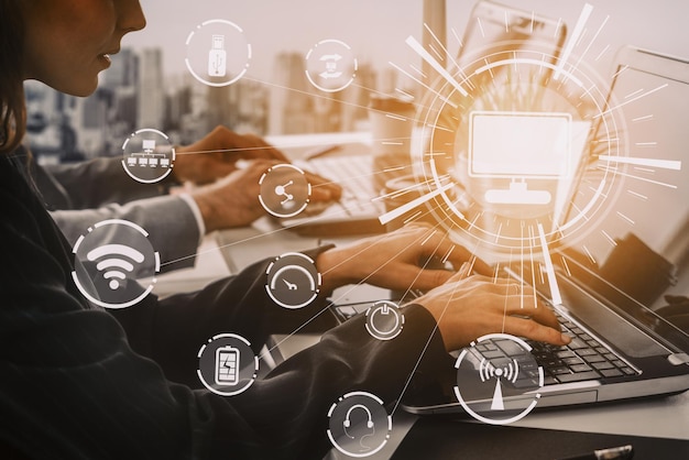 multimedia and computer applications concept uds