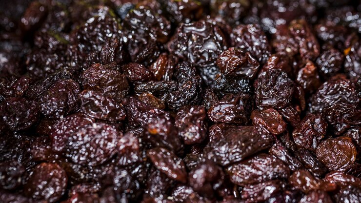Miễn phí Photo close-up dried plums at market