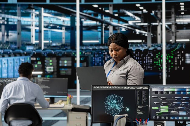 Data center programmer using AI visualization tools to identify errors