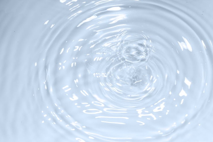 Ilmainen Kuva water drop on clear water wave circle pattern