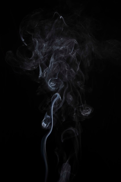 Abstrait fumée blanche sur fond noir