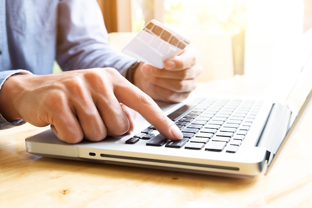 Acheter un ordinateur portable clavier finance crédit