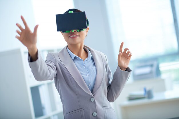 Affaires et réalité virtuelle