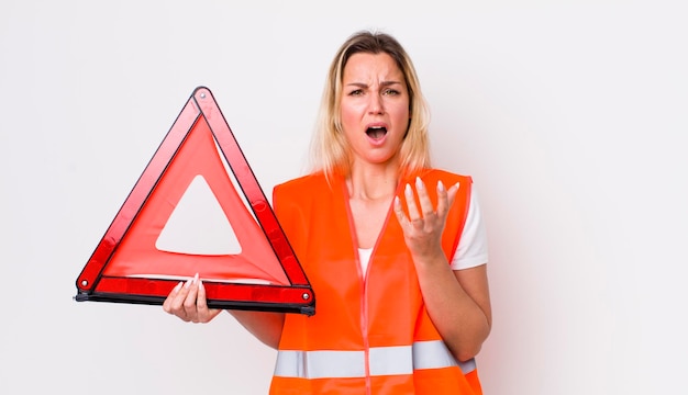 L'air désespéré, frustré et stressé