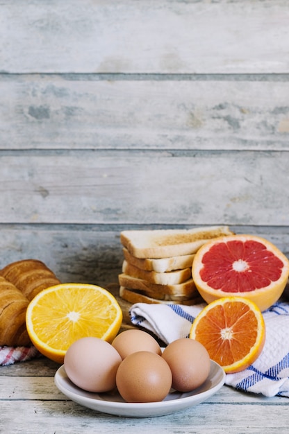 Aliments frais pour le petit-déjeuner