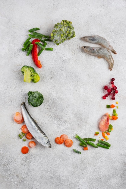 Photo gratuite aliments surgelés sur la table