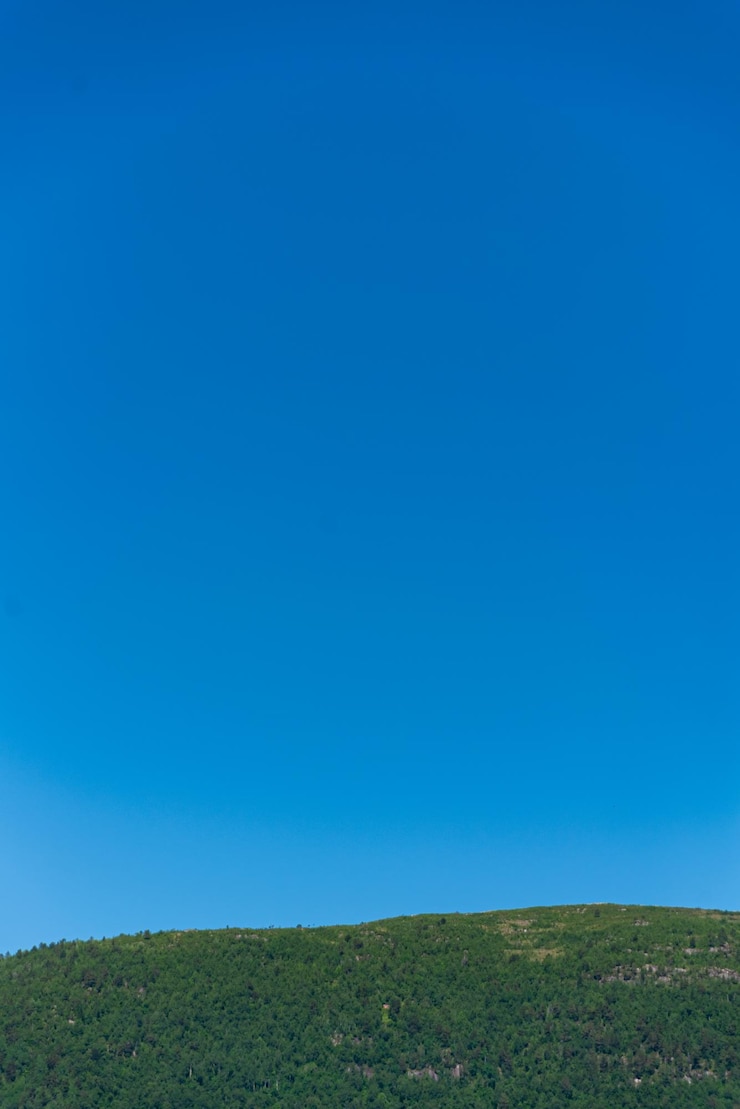 Photo gratuit andalsnes norvège 26 juin 2023