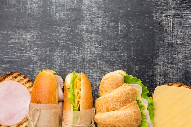 Photo gratuite apéritif sandwich savoureux copie espace